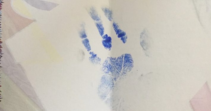 Aiche from Mali sent us a story and her beautiful handprint!